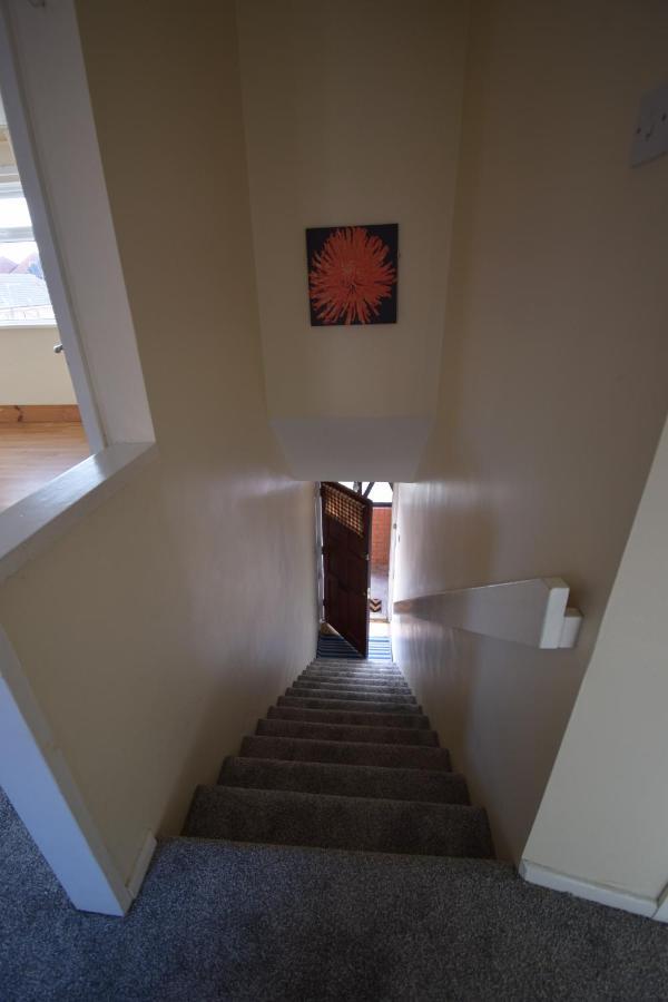 Prime Location Apartment Белфаст Екстериор снимка