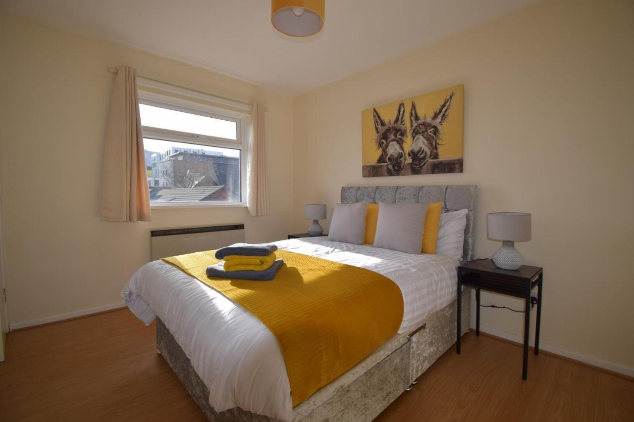 Prime Location Apartment Белфаст Екстериор снимка
